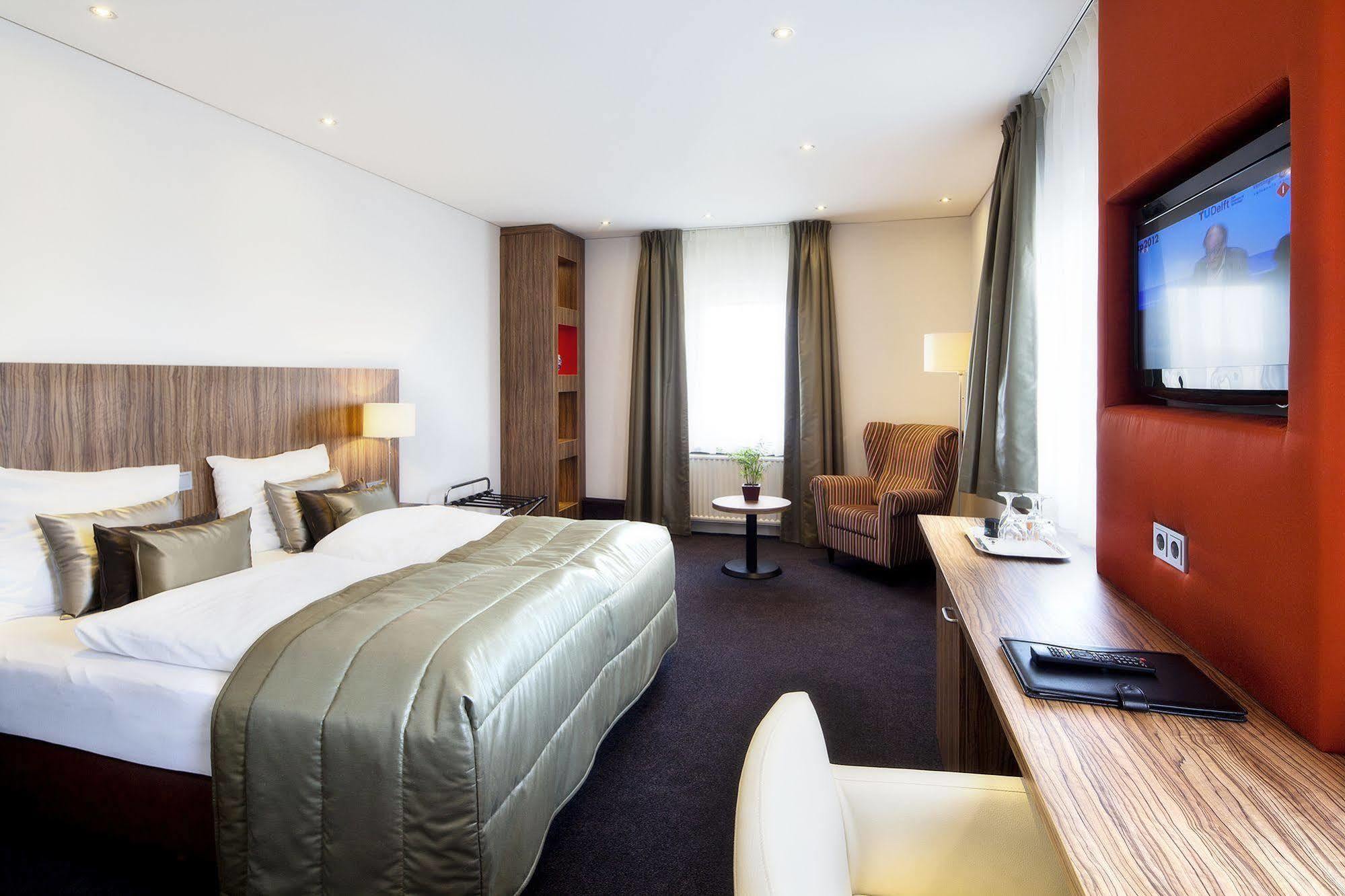Hotel Valuas Venlo Esterno foto